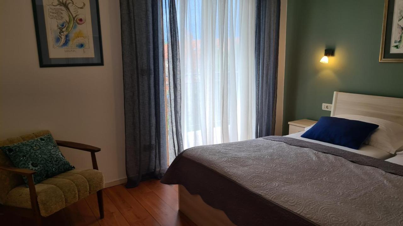 Villa Amalia Apartment 2 มาลินสกา ภายนอก รูปภาพ