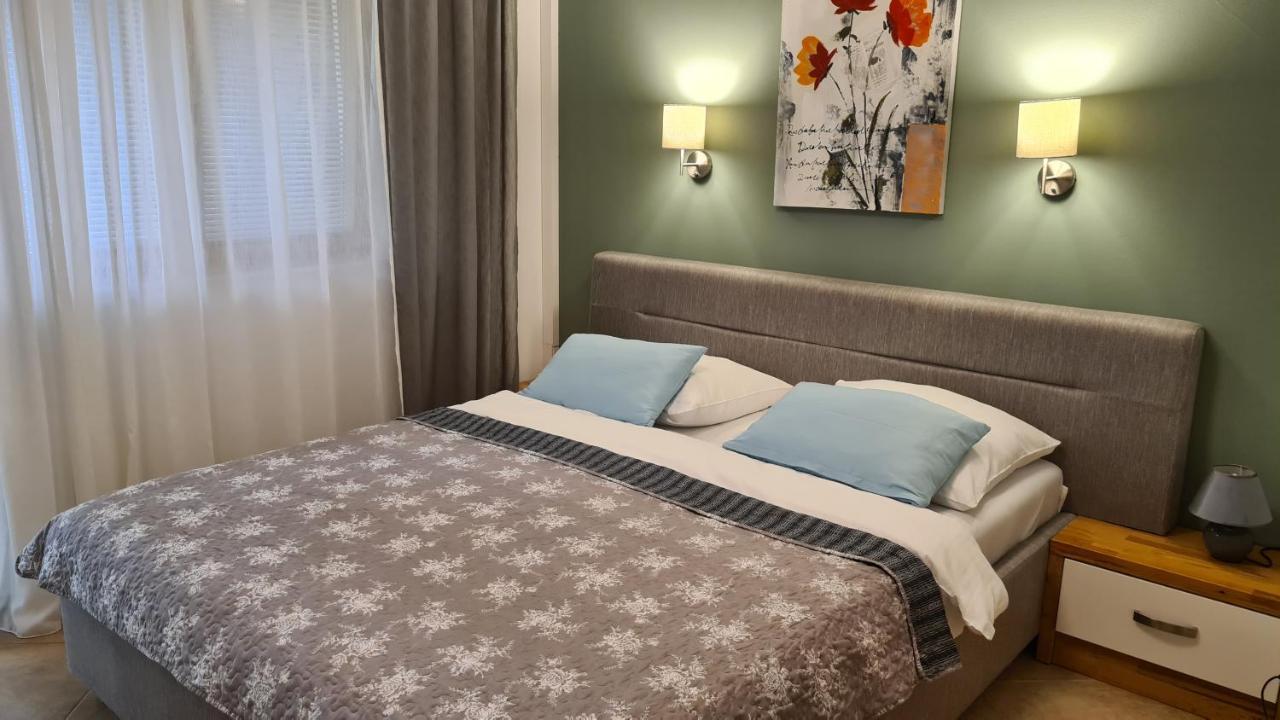 Villa Amalia Apartment 2 มาลินสกา ภายนอก รูปภาพ