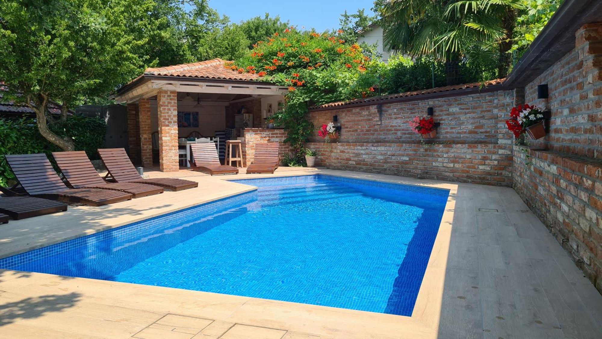 Villa Amalia Apartment 2 มาลินสกา ภายนอก รูปภาพ