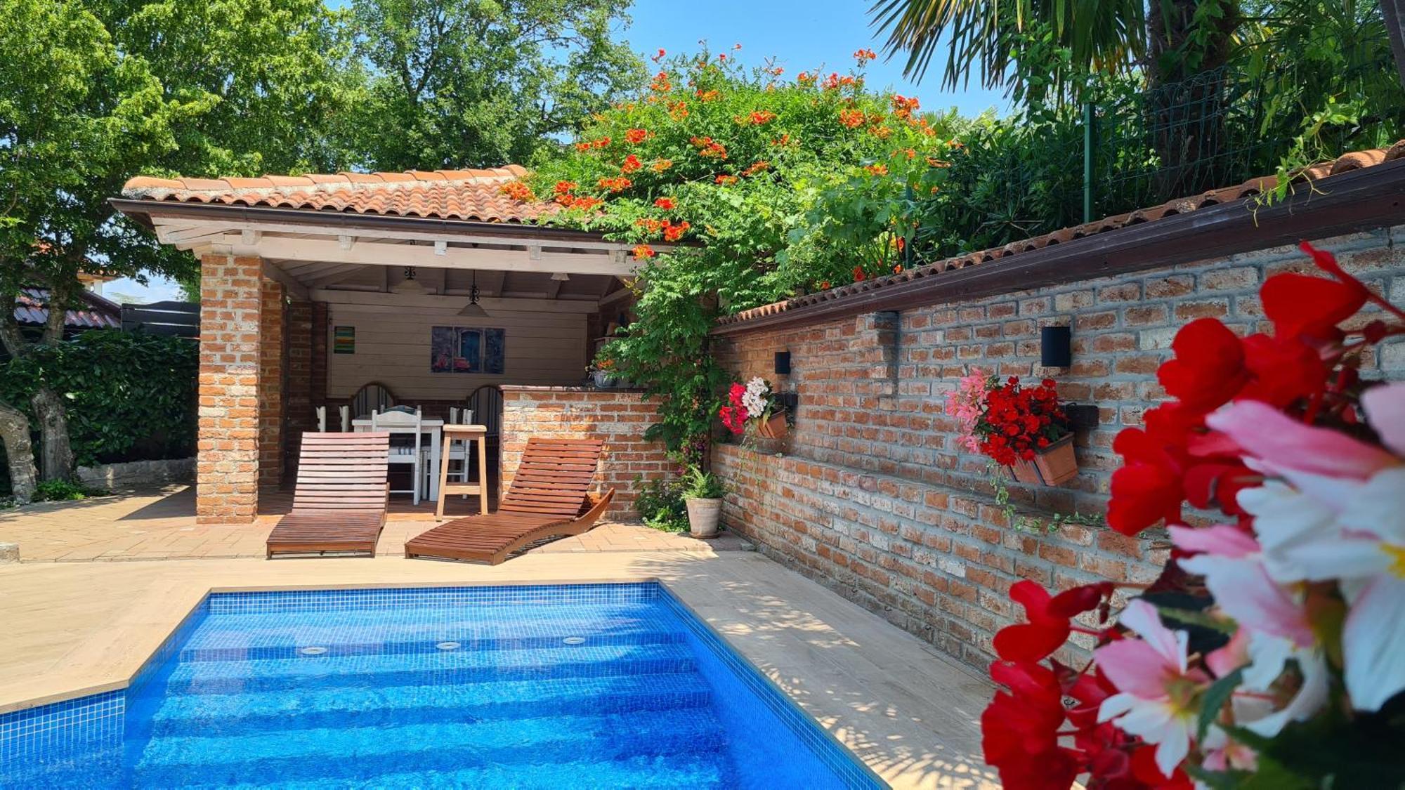 Villa Amalia Apartment 2 มาลินสกา ภายนอก รูปภาพ